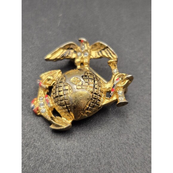 U.S Marine Corps Pin-Back Sweetheart  Pin USMC - Picture 1 of 8